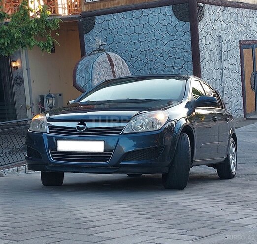 Opel Astra-2