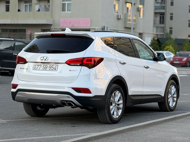Hyundai Santa Fe-6