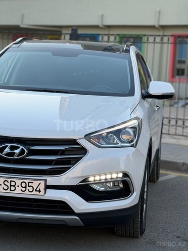 Hyundai Santa Fe-21