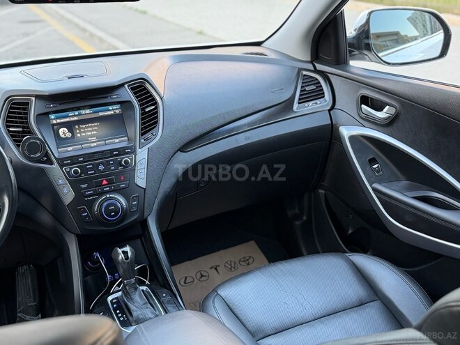 Hyundai Santa Fe-14