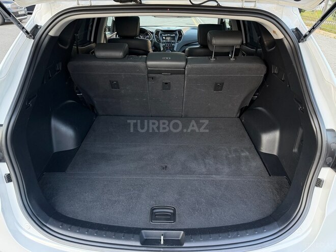 Hyundai Santa Fe-17