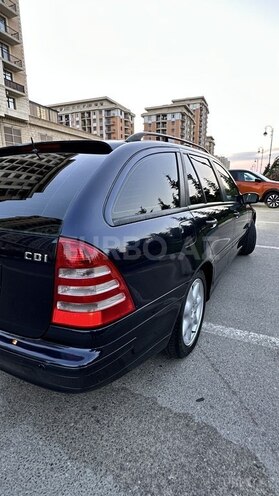 Mercedes C 220-17