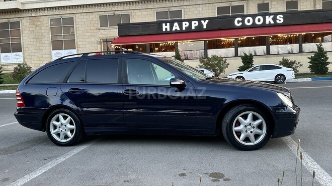 Mercedes C 220-11