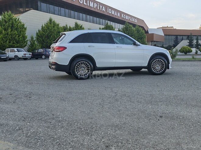 Mercedes GLC 300-7