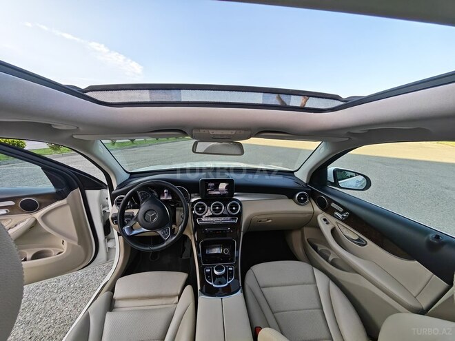 Mercedes GLC 300-11
