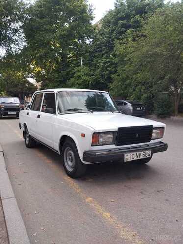 LADA (VAZ) 2107-1