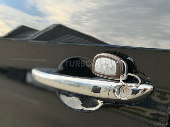 Hyundai Sonata-19