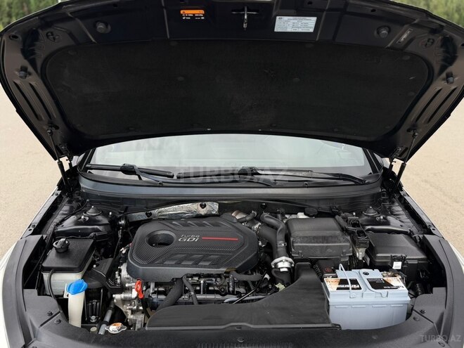 Hyundai Sonata-18