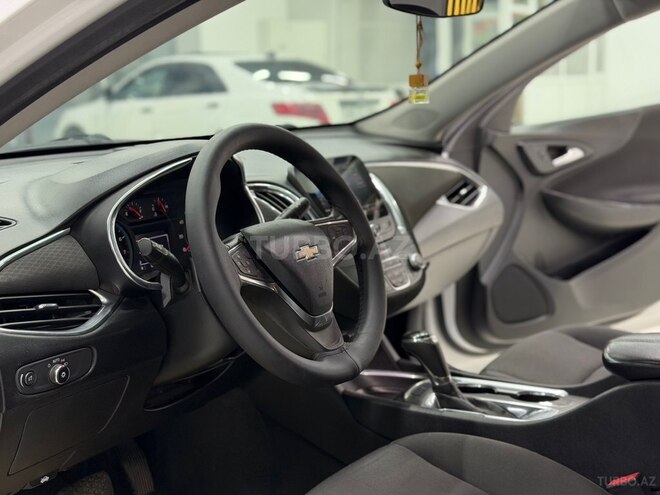 Chevrolet Malibu-10