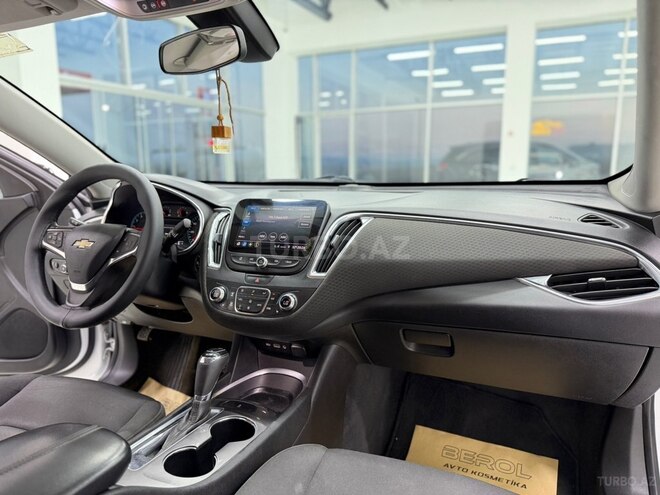 Chevrolet Malibu-11