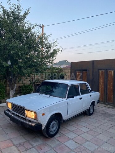 LADA (VAZ) 2107-4