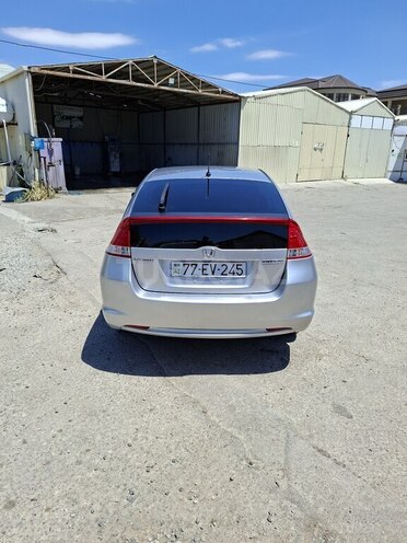 Honda Insight-2
