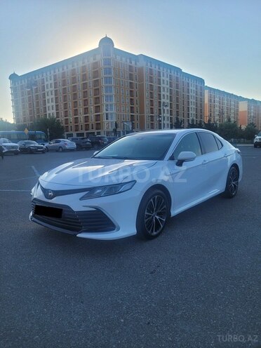 Toyota Camry-3