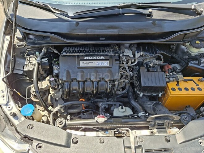 Honda Insight-9