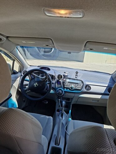Honda Insight-11