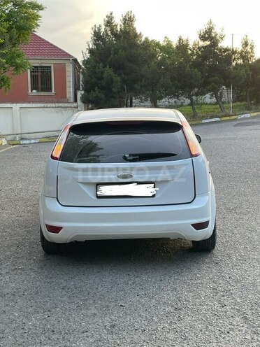 Ford Focus-8