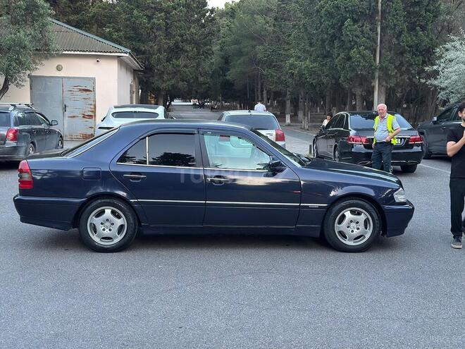 Mercedes C 250-8