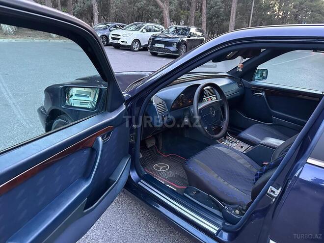 Mercedes C 250-13