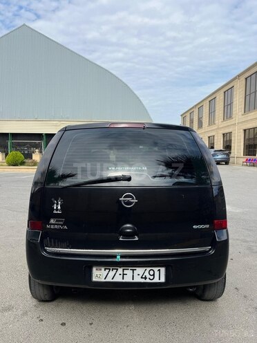 Opel Meriva-2