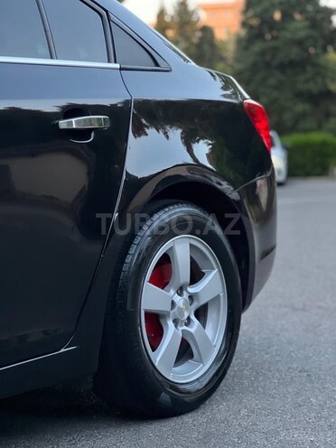 Chevrolet Cruze-15