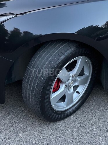 Chevrolet Cruze-16