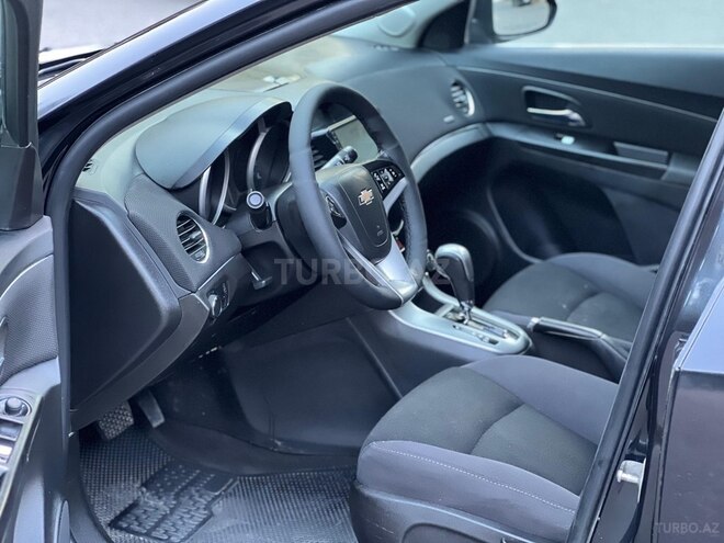 Chevrolet Cruze-8