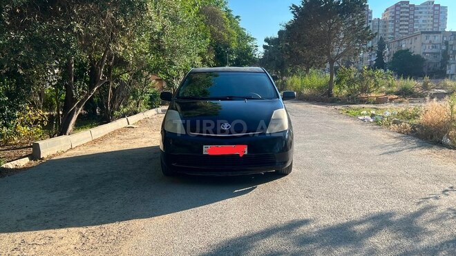 Toyota Prius-4