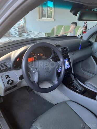 Mercedes C 240-4