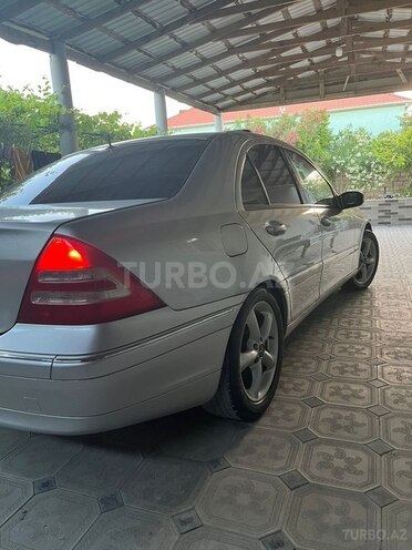 Mercedes C 240-2