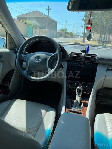 Mercedes C 240-17