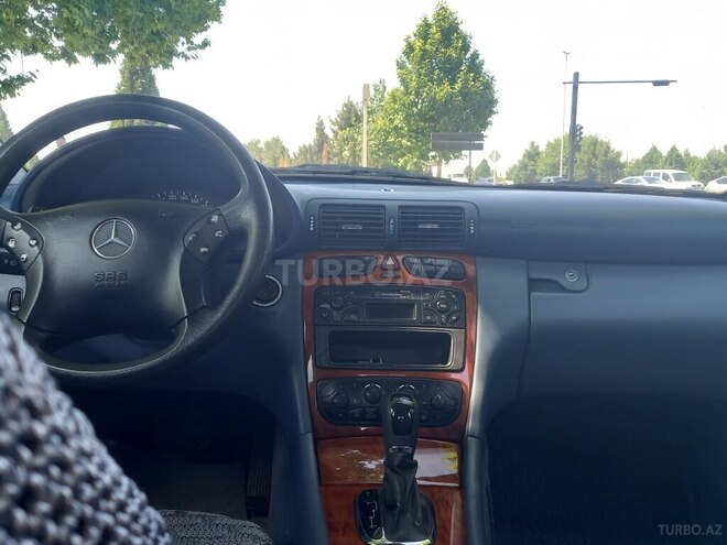 Mercedes C 200-3