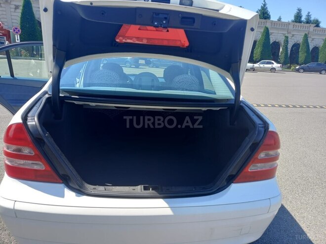 Mercedes C 200-8
