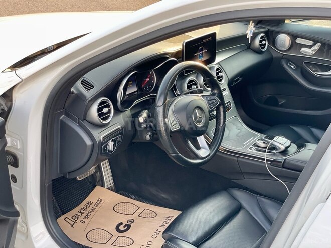 Mercedes C 300-10