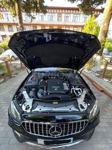 Mercedes E 300-4