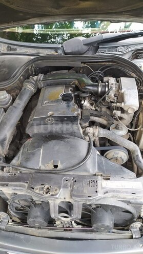 Mercedes C 180-8