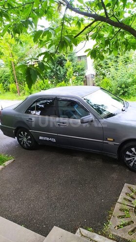 Mercedes C 180-6