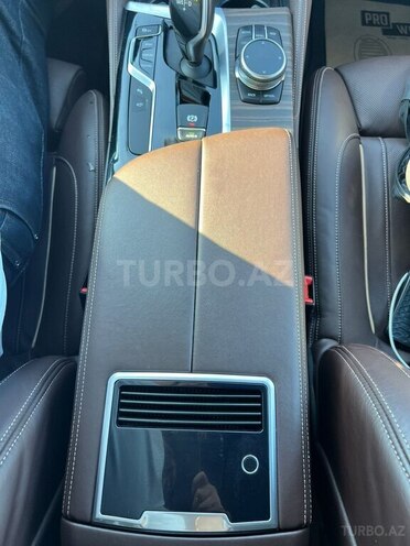 BMW 520d-9