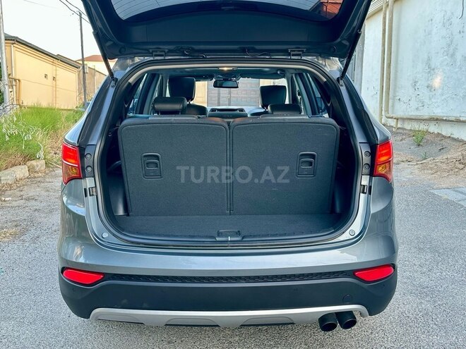 Hyundai Santa Fe-5