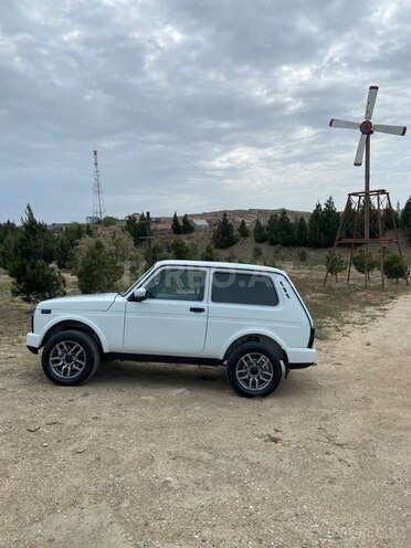 LADA (VAZ) Niva-5