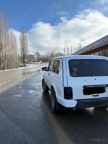 LADA (VAZ) Niva-4