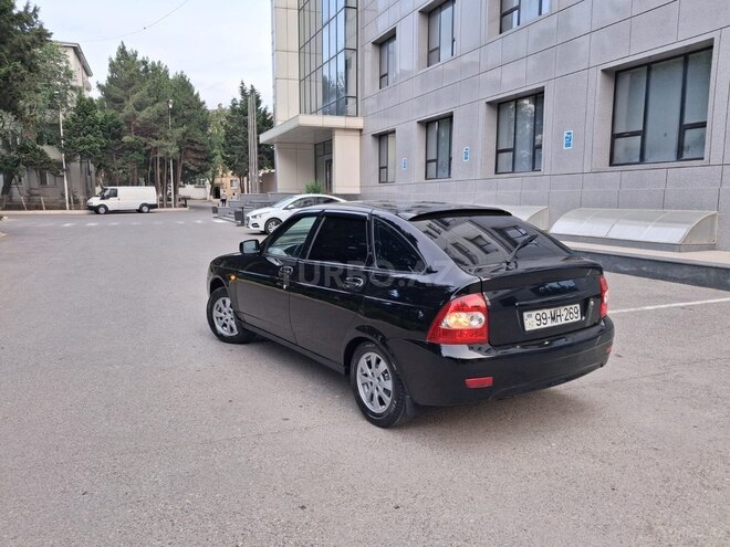 LADA (VAZ) Priora-9