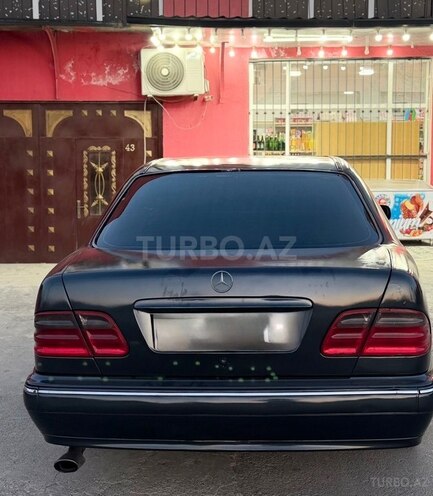 Mercedes E 200-6