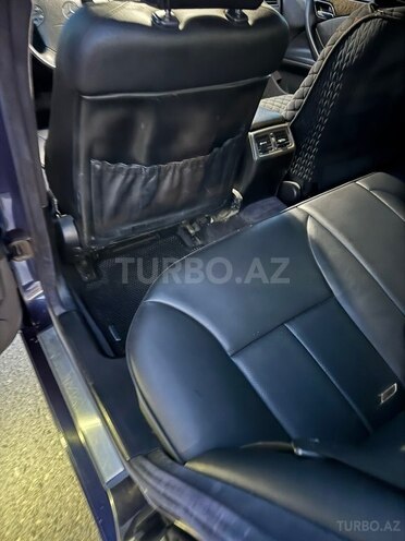 Mercedes E 240-5