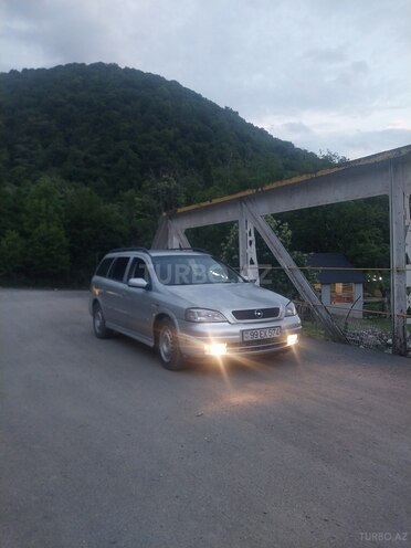 Opel Astra-2