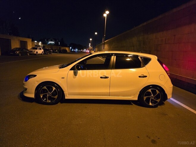 Hyundai i30-4