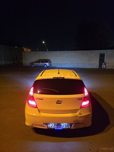 Hyundai i30-6