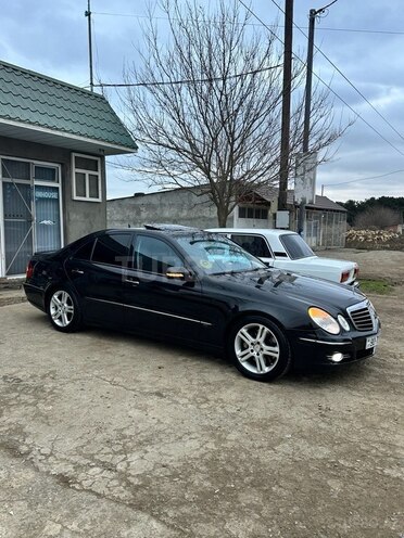 Mercedes E 220-3