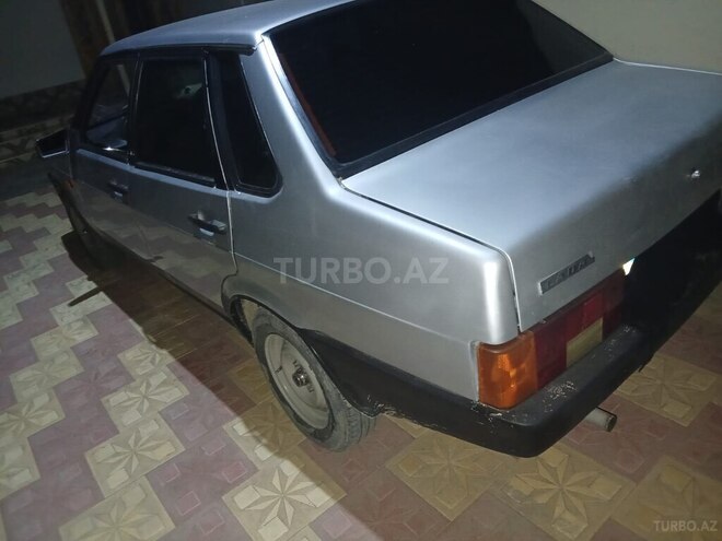 LADA (VAZ) 21099-2