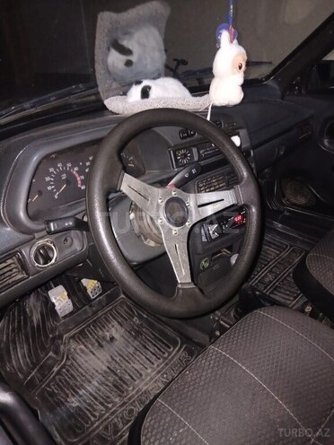 LADA (VAZ) 21099-9