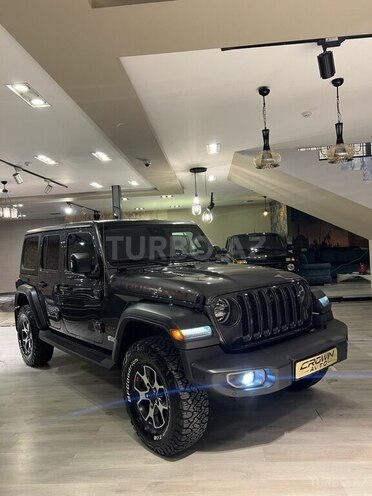 Jeep Wrangler-3
